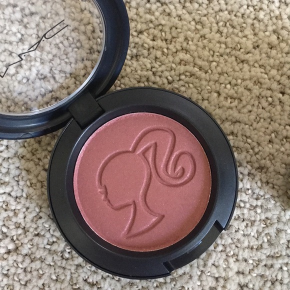 MAC Barbie collection blush. Fab. - Picture 3 of 3